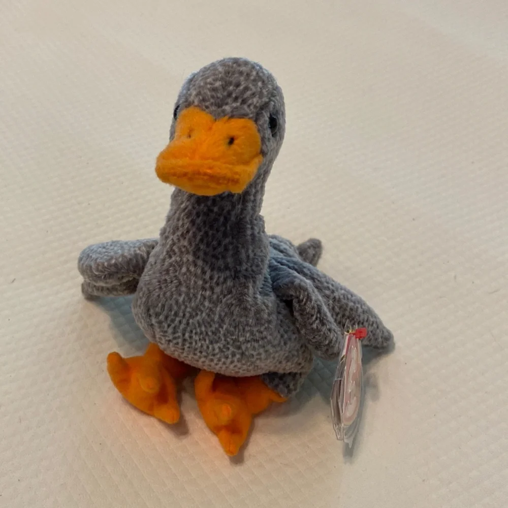 Ty Beanie Baby Gray Body Orange Bill Feet Honks Goose Duck Bird Toy with Tag